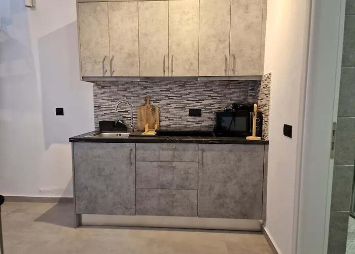 Swell Suites, Santorini