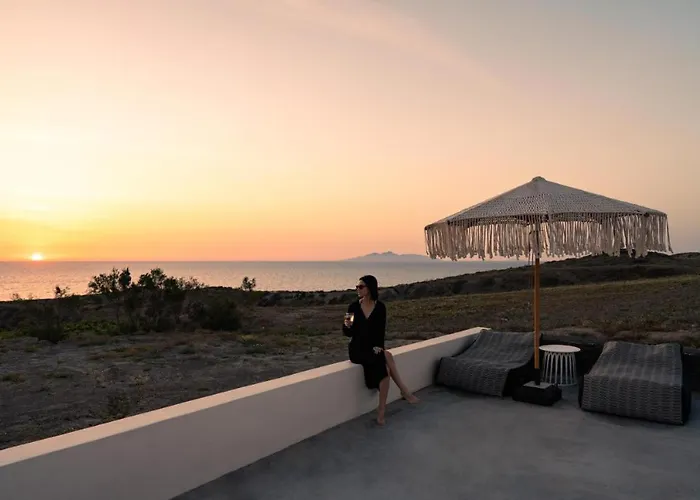 Swell Suites, Santorini Vourvoúlos