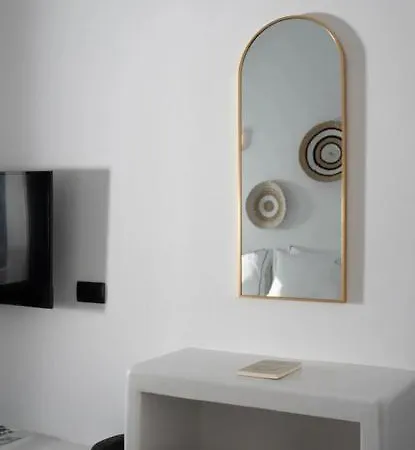 Βίλα Swell Suites, Santorini Βούρβουλος