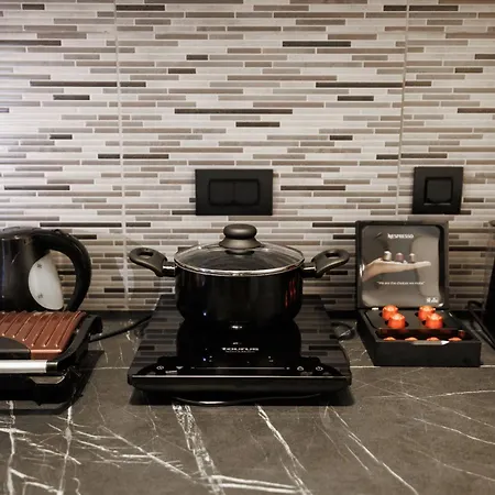 Swell Suites, Santorini * Vourvoúlos