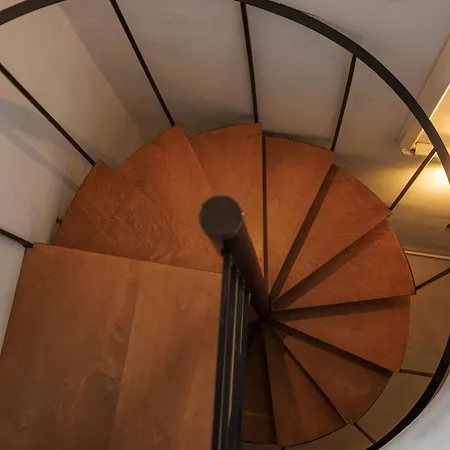 Swell Suites, Santorini Vourvoúlos